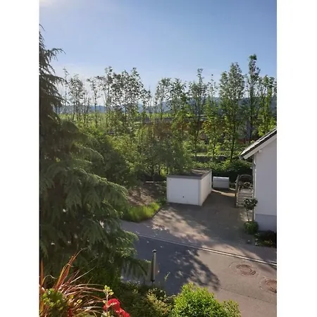 公寓 In The Rose Garden 比伯拉赫